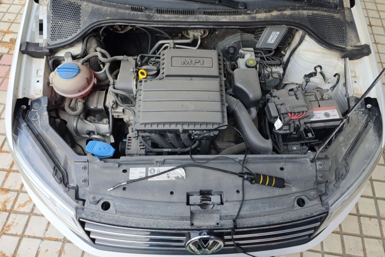 Used Volkswagen Santana 2017 Haval H9 1.6L Manual Comfort Edition Engine Bay