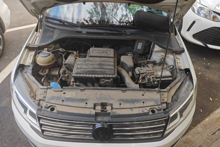Used Volkswagen Santana 2017 Haval H9 1.6L Automatic Comfort Edition Engine Bay