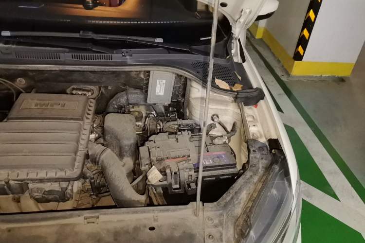 Used Volkswagen Santana 2017 Haval H9 1.6L Automatic Comfort Edition Engine Bay Left
