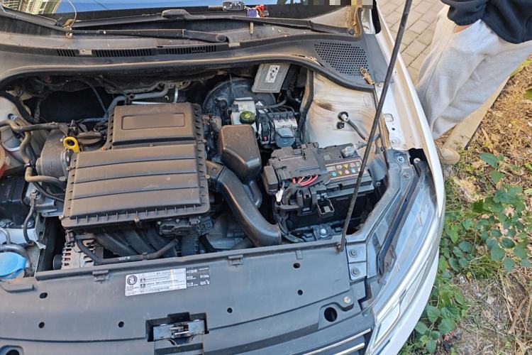 Used Volkswagen Santana 2017 Haval H9 1.6L Manual Comfort Edition Engine Bay Left