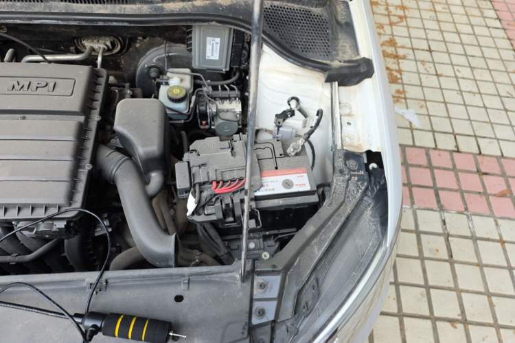 Used Volkswagen Santana 2017 Haval H9 1.6L Manual Comfort Edition Engine Bay Left