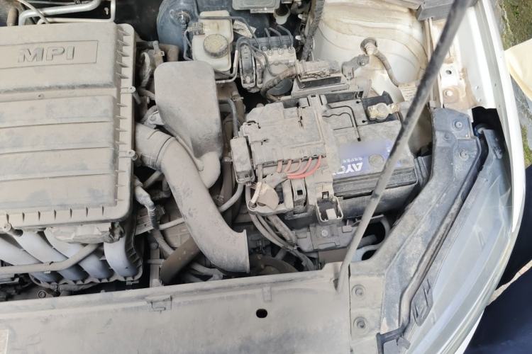 Used Volkswagen Santana 2017 Haval H6 1.6L Automatic Fashion Edition Engine Bay Left