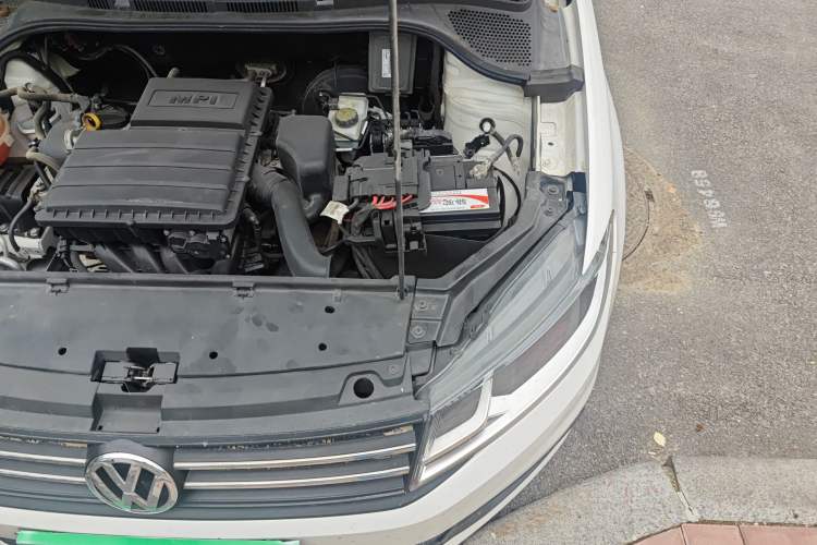 Used Volkswagen Santana 2017 Haval H6 1.6L Automatic Fashion Edition Engine Bay Left
