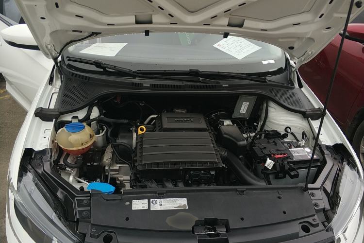 Used Volkswagen Santana 2017 Haval H6 1.6L Automatic Fashion Edition Engine Bay