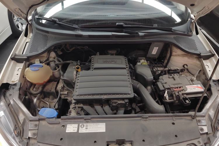 Used Volkswagen Santana 2017 Haval H6 1.6L Automatic Fashion Edition Engine Bay