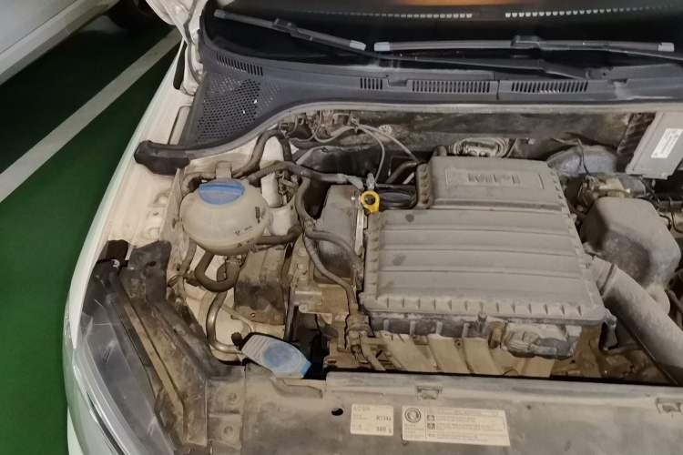 Used Volkswagen Santana 2017 Haval H9 1.6L Automatic Comfort Edition Engine Bay Right
