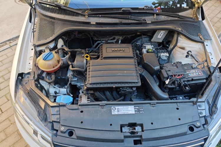 Used Volkswagen Santana 2017 Haval H9 1.6L Manual Comfort Edition Engine Bay Right