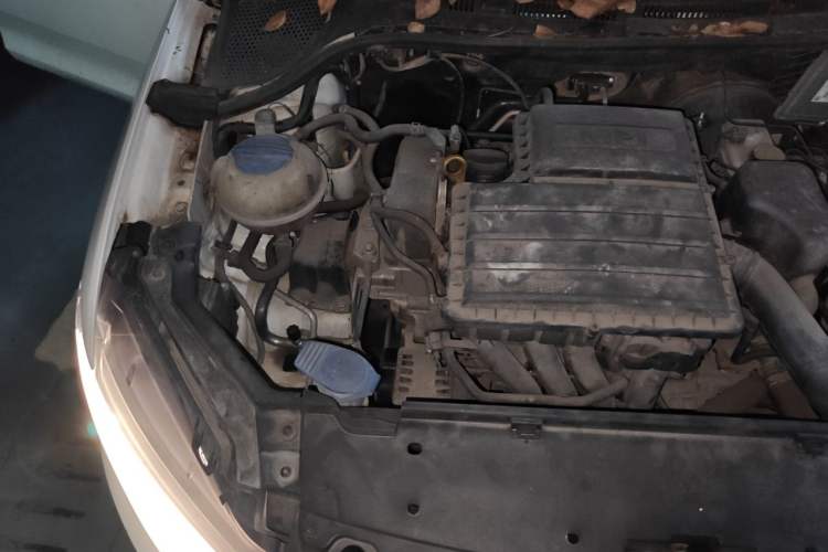 Used Volkswagen Santana 2017 Haval H6 1.6L Automatic Fashion Edition Engine Bay Right