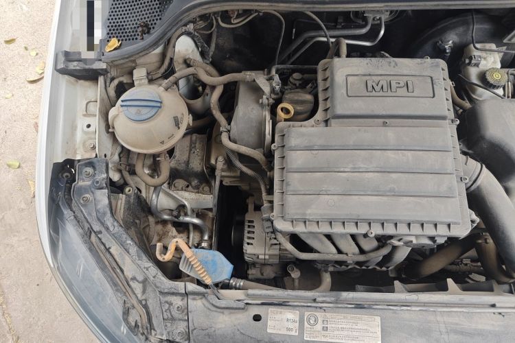 Used Volkswagen Santana 2017 Haval H6 1.6L Automatic Fashion Edition Engine Bay Right