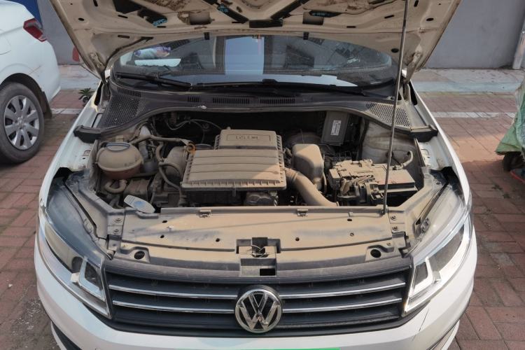Used Volkswagen Santana 2017 HaoNa 1.4L Manual Fashion Edition Engine Bay