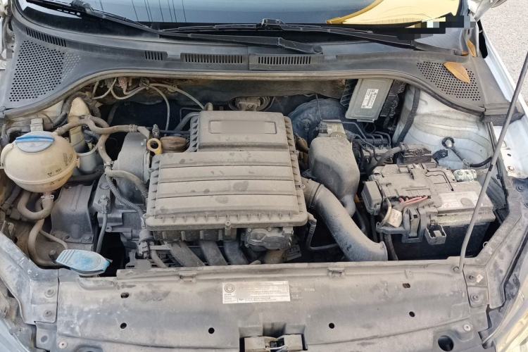 Used Volkswagen Santana 2017 Haval H6 1.6L Automatic Fashion Edition Engine Bay