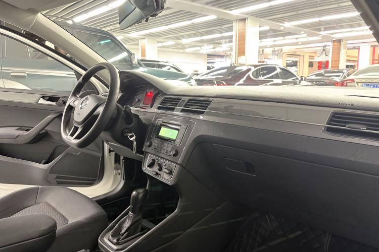 Used Volkswagen Santana 2017 Haval H6 1.6L Automatic Fashion Edition Exterior 11