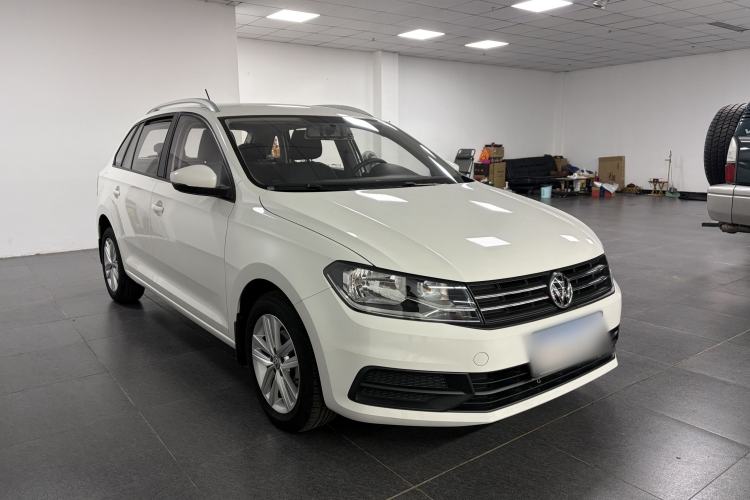 Used Volkswagen Santana 2017 Haval H6 1.6L Automatic Fashion Edition Exterior 2