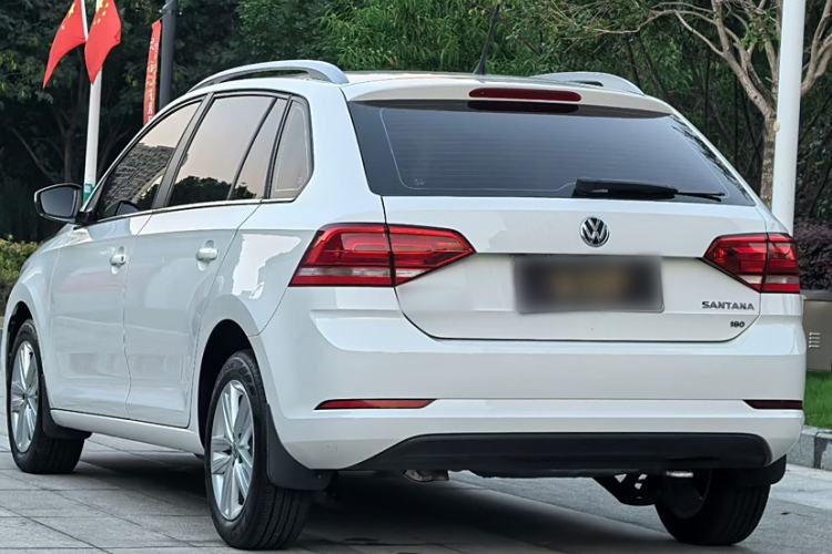 Used Volkswagen Santana 2017 Haval H6 1.6L Automatic Fashion Edition Exterior 4