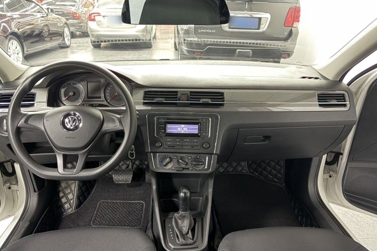 Used Volkswagen Santana 2017 Haval H6 1.6L Automatic Fashion Edition Exterior 6