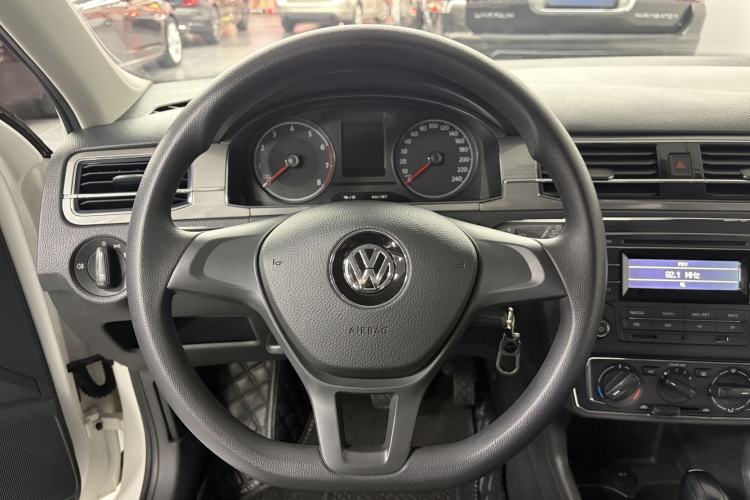 Used Volkswagen Santana 2017 Haval H6 1.6L Automatic Fashion Edition Exterior 8