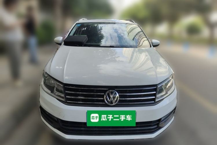 Used Volkswagen Santana 2017 Haval H9 1.6L Automatic Comfort Edition Front