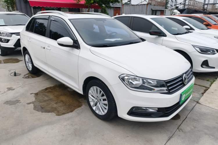 Used Volkswagen Santana 2017 Haval H9 1.6L Automatic Comfort Edition Front Right 45 Deg