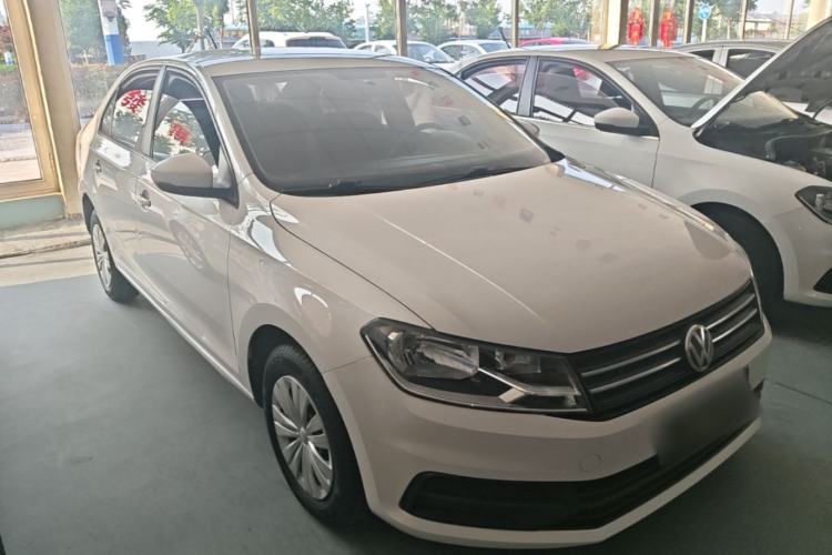 Used Volkswagen Santana 2017 Haval H6 1.6L Automatic Fashion Edition Front Right 45 Deg