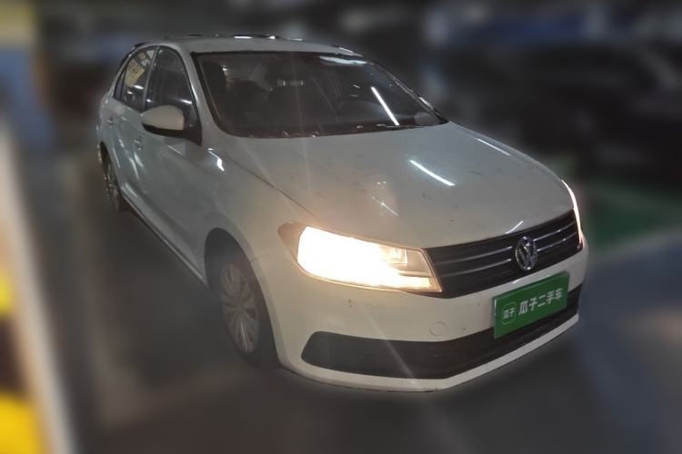 Used Volkswagen Santana 2017 Haval H6 1.6L Automatic Fashion Edition Front Right 45 Deg