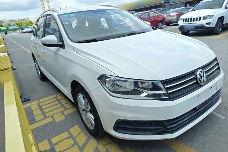 Used Volkswagen Santana 2017 HaoNa 1.4L Manual Fashion Edition Front Right 45 Deg