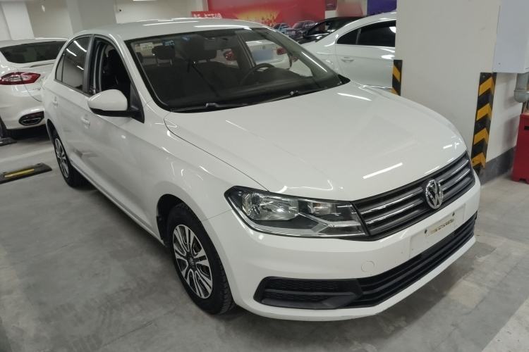 Used Volkswagen Santana 2017 Haval H6 1.6L Automatic Fashion Edition Front Right 45 Deg