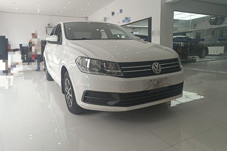 Used Volkswagen Santana 2017 Haval H6 1.6L Automatic Fashion Edition Front Right 45 Deg