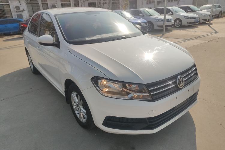 Used Volkswagen Santana 2017 Haval H6 1.6L Automatic Fashion Edition Front Right 45 Deg