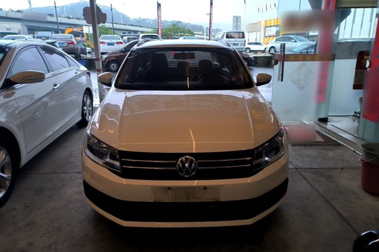 Used Volkswagen Santana 2017 Haval H6 1.6L Automatic Fashion Edition Front