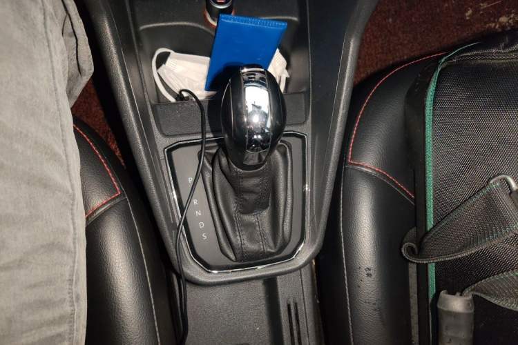Used Volkswagen Santana 2017 Haval H9 1.6L Automatic Comfort Edition Gear Lever