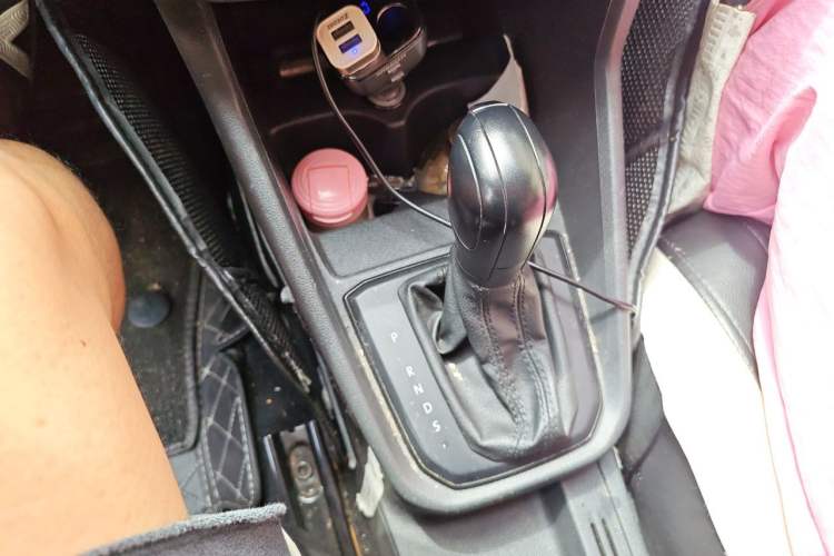 Used Volkswagen Santana 2017 Haval H6 1.6L Automatic Fashion Edition Gear Lever