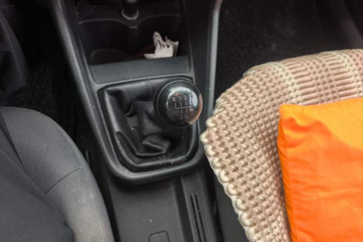 Used Volkswagen Santana 2017 HaoNa 1.4L Manual Fashion Edition Gear Lever