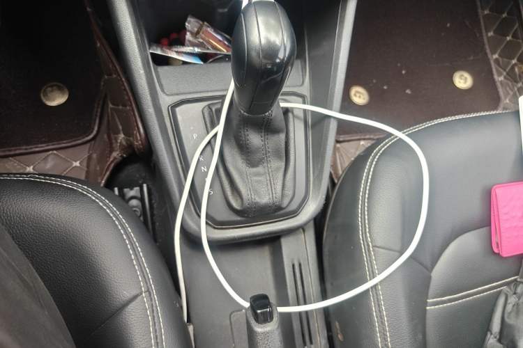 Used Volkswagen Santana 2017 Haval H6 1.6L Automatic Fashion Edition Gear Lever