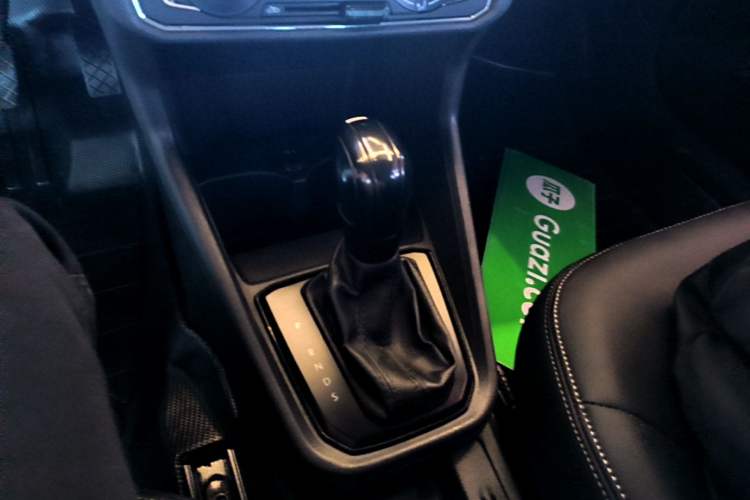 Used Volkswagen Santana 2017 Haval H6 1.6L Automatic Fashion Edition Gear Lever