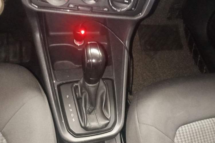 Used Volkswagen Santana 2017 Haval H6 1.6L Automatic Fashion Edition Gear Lever