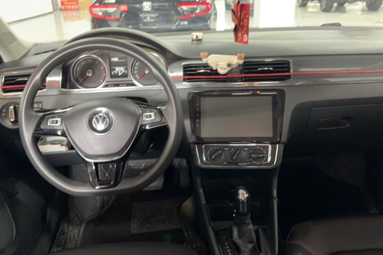 Used Volkswagen Santana 2017 Haval H9 1.6L Automatic Comfort Edition Interior 3