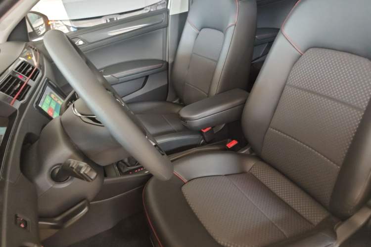 Used Volkswagen Santana 2017 Haval H9 1.6L Automatic Comfort Edition Left Front Seat
