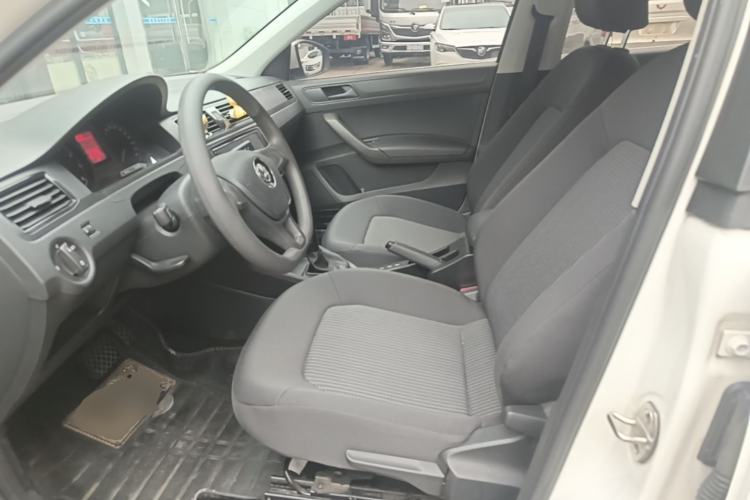 Used Volkswagen Santana 2017 Haval H6 1.6L Automatic Fashion Edition Left Front Seat