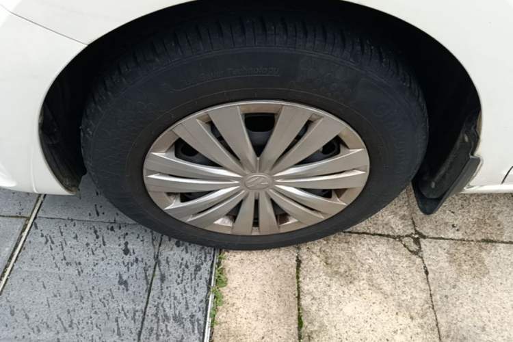 Used Volkswagen Santana 2017 Haval H6 1.6L Automatic Fashion Edition Left Front Wheel Hub