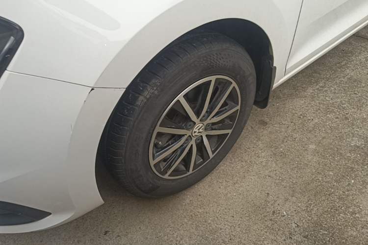 Used Volkswagen Santana 2017 Haval H6 1.6L Automatic Fashion Edition Left Front Wheel Hub