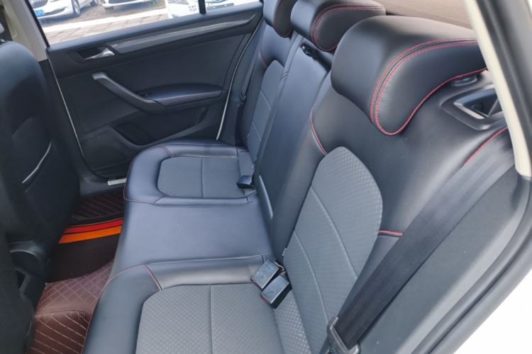 Used Volkswagen Santana 2017 Haval H9 1.6L Automatic Comfort Edition Left Rear Seat