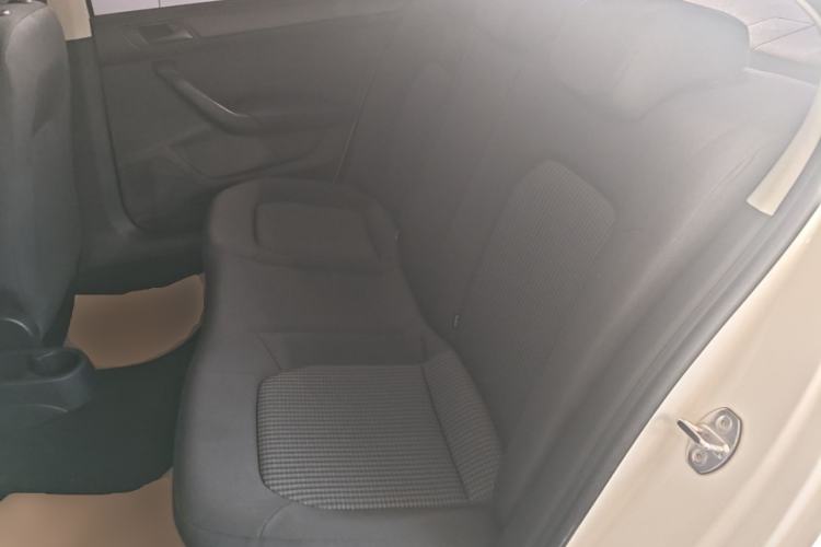 Used Volkswagen Santana 2017 Haval H6 1.6L Automatic Fashion Edition Left Rear Seat