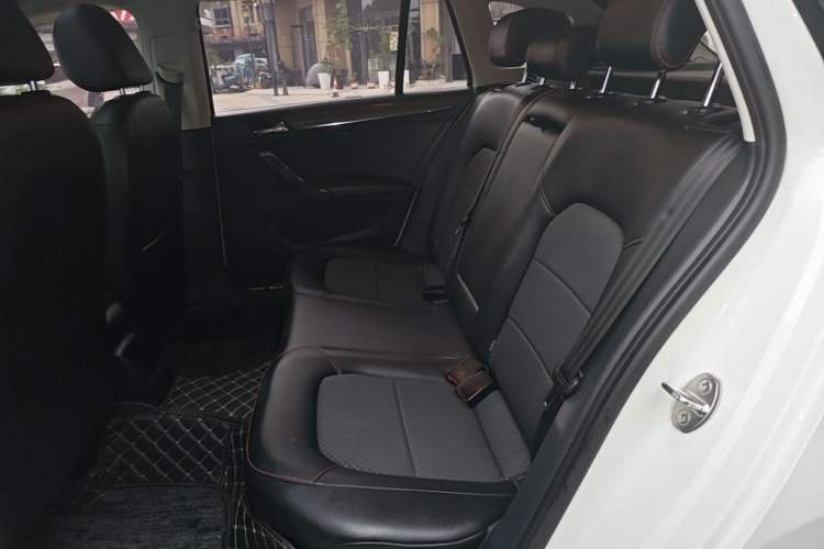 Used Volkswagen Santana 2017 Haval H9 1.6L Automatic Comfort Edition Left Rear Seat