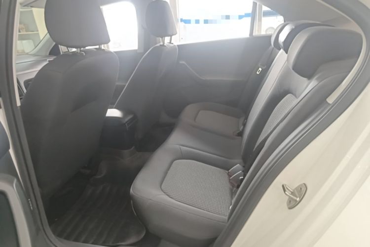 Used Volkswagen Santana 2017 Haval H6 1.6L Automatic Fashion Edition Left Rear Seat