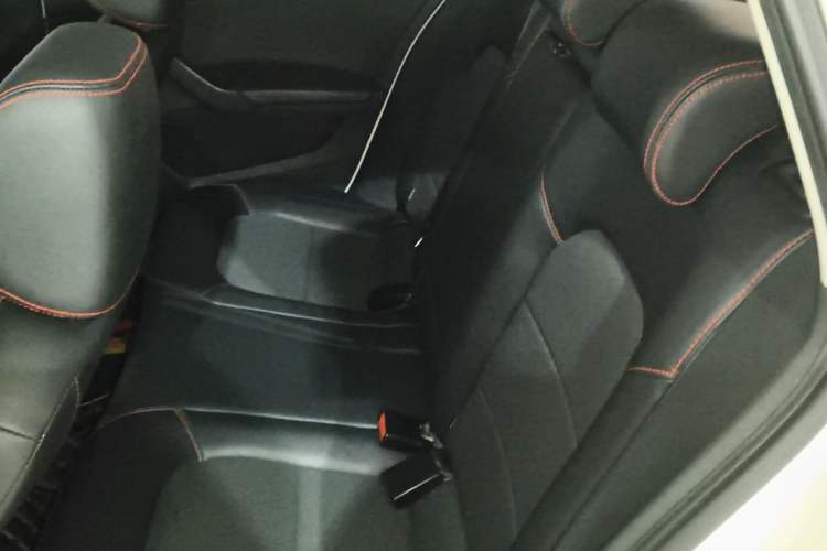 Used Volkswagen Santana 2017 Haval H9 1.6L Manual Comfort Edition Left Rear Seat