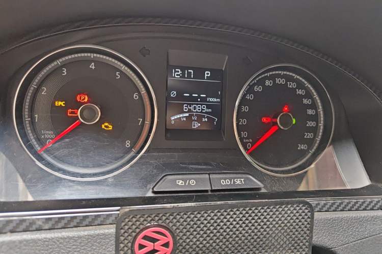 Used Volkswagen Santana 2017 Haval H9 1.6L Automatic Comfort Edition Odometer Close Up