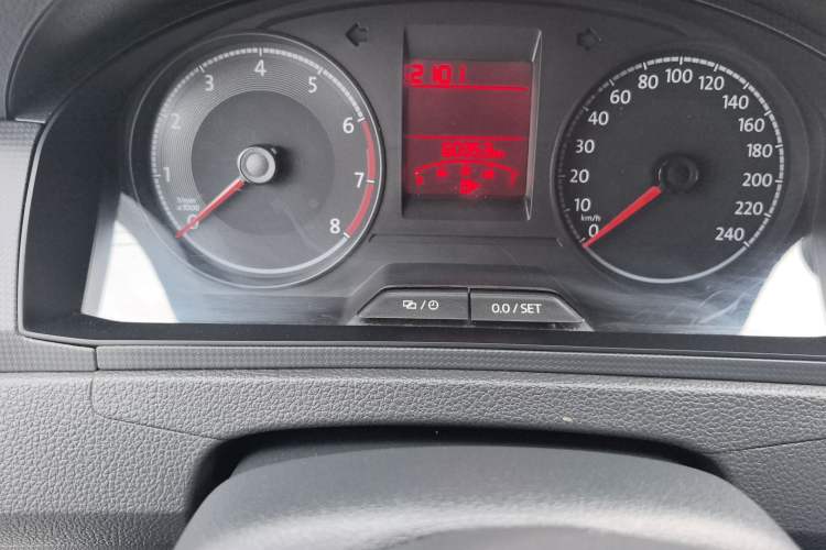 Used Volkswagen Santana 2017 Haval H6 1.6L Automatic Fashion Edition Odometer Close Up