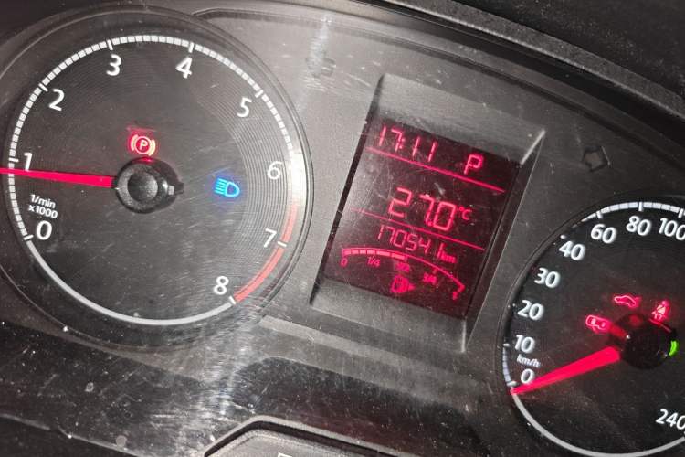 Used Volkswagen Santana 2017 Haval H6 1.6L Automatic Fashion Edition Odometer Close Up
