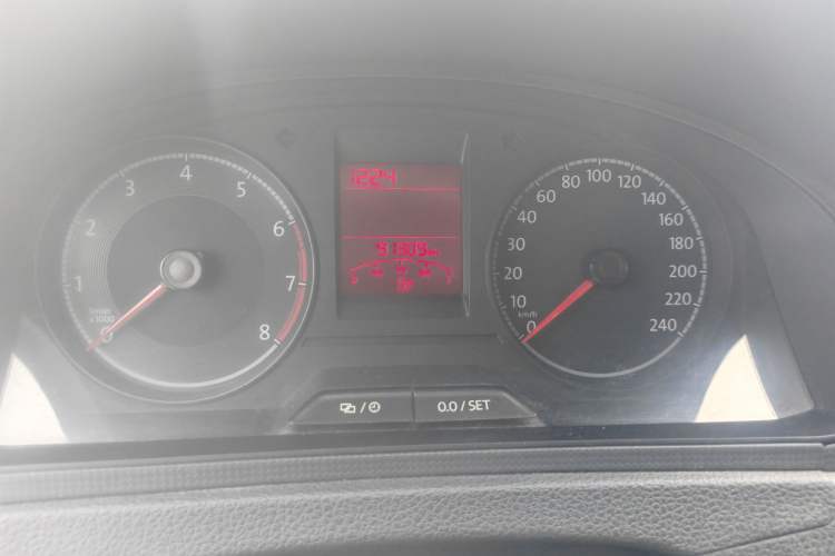Used Volkswagen Santana 2017 Haval H6 1.6L Automatic Fashion Edition Odometer Close Up