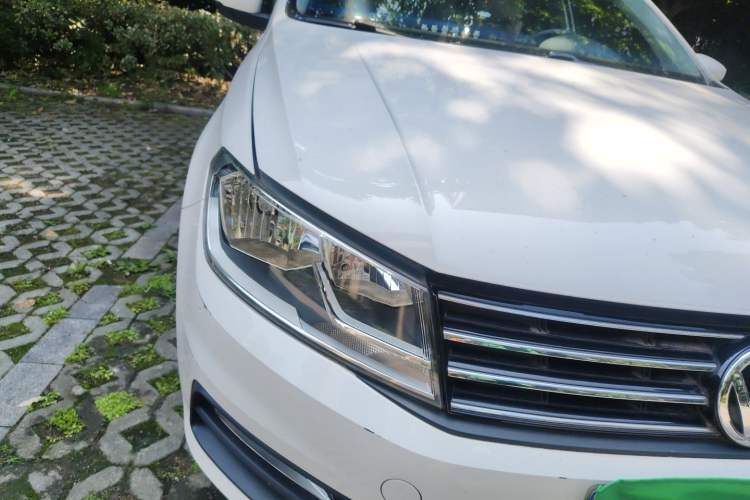 Used Volkswagen Santana 2017 Haval H9 1.6L Automatic Comfort Edition Right Front Headlight